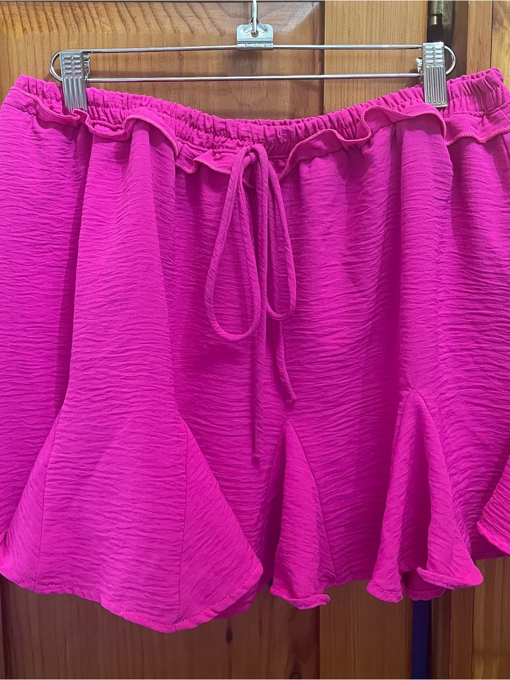 Women’s Bright Fuchsia Ruffle Skort with Tie Waist